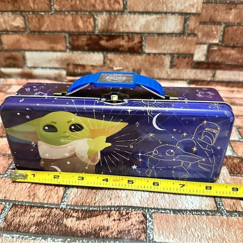 Star Wars The Mandalorian Grogu Tin Metal carrier box
